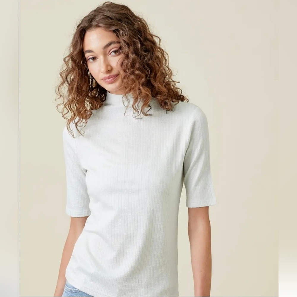Mystree Shiny Lurex Mock Neck Top, Short Sleeves – Off White – Size S – NWT